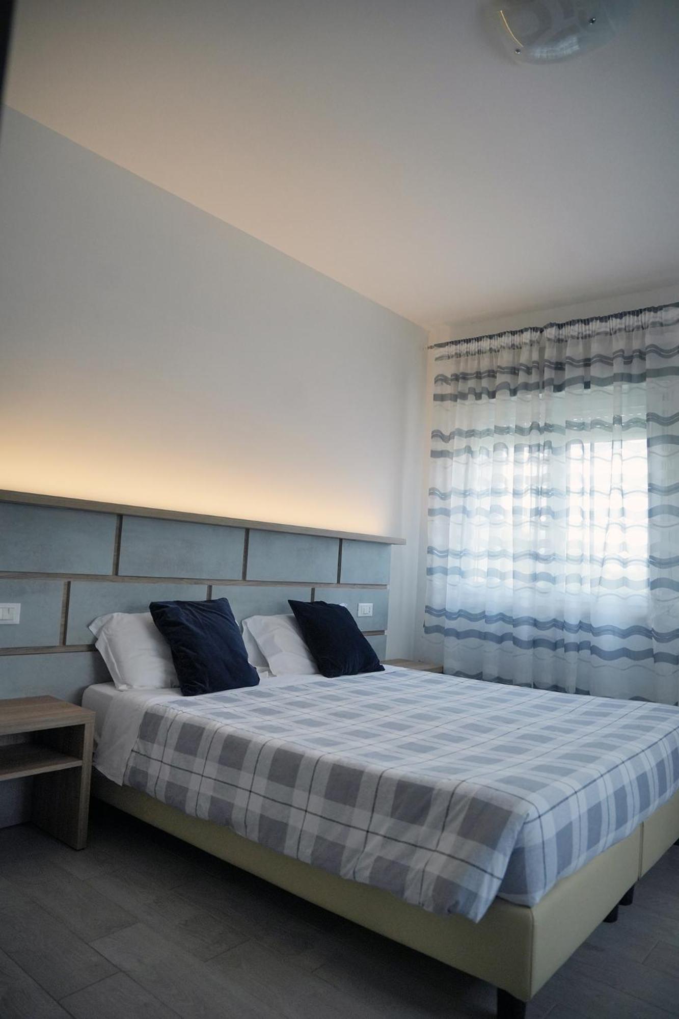 B&B Arco Dei Sogni 첼라노 외부 사진